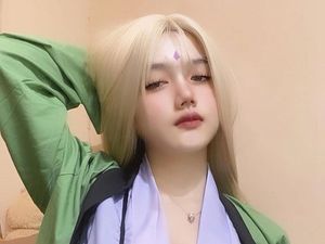5 Potret Ly Chan Menggoda Cosplay Jadi Tsunade 5 Potret Ly Chan Menggoda Cosplay Jadi Tsunade