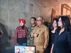 Klarifikasi Pelapor Mario Teguh soal Produk Skincare Berjamur-Keluar Belatung