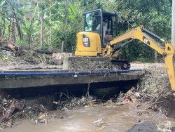Cegah Air Meluap, BWS Bali Penida Perbaiki Tanggul Tukad Unda