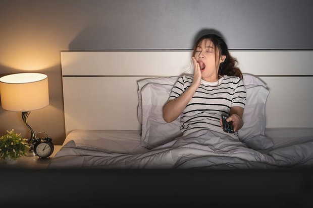 Ketika kamu kurang tidur, nafsu makan bisa naik sehingga diet pun gagal.