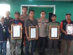 Polisi Beri Penghargaan ke Warga yang Tangkap Maling Motor di Jaksel