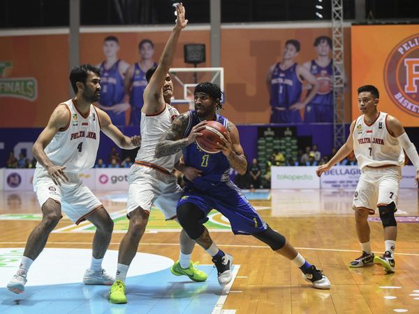 Tekuk Pelita Jaya, Prawira Bandung Selangkah Lagi Juara IBL 2023