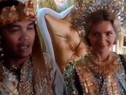 Bule Polandia Kepincut Cinta Randi Guntur