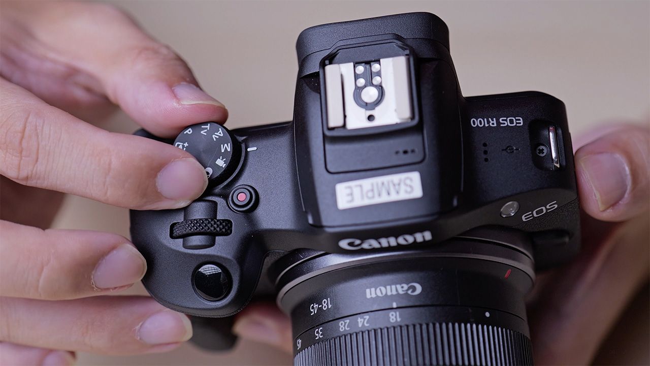 Review Canon EOS R100 Kamera Basic buat pemula