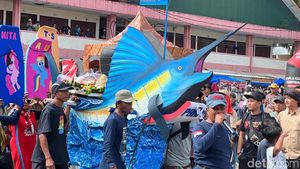 Kemeriahan Tradisi Hajat Laut Pangandaran