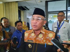 Walkot Idris Sebut Proyek Jembatan Mampang Belum Rampung karena Musim Hujan Walkot Idris Sebut Proyek Jembatan Mampang Belum Rampung karena Musim Hujan
