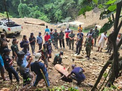 TNI Bantu Normalisasi Sumber Air Bersih Warga Perbatasan RI-PNG di Jayapura