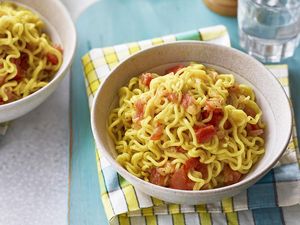 Anaknya Kecanduan Mie Instan, Ibu Ini Beri Minyak Kayu Putih agar Kapok Anaknya Kecanduan Mie Instan, Ibu Ini Beri Minyak Kayu Putih agar Kapok