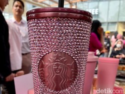 Heboh Botol Tumbler BLACKPINK, Harganya Capai Jutaan Rupiah