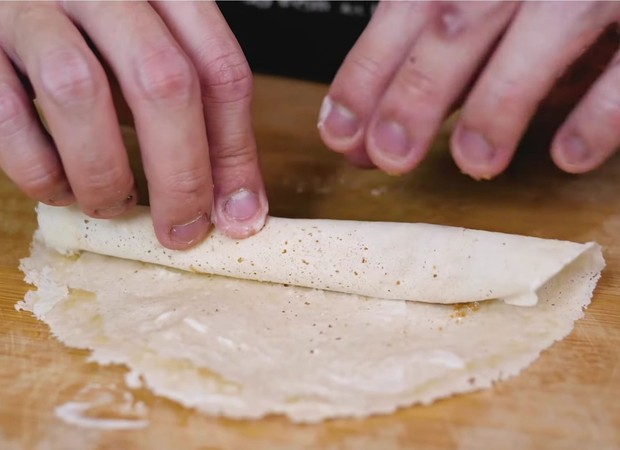 Cara membuat pisang aroma/Foto: Youtube.com/Ade Koerniawan resep viral pisang aroma