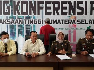 Ade Ngaku di Rumah Terus, Kok Bisa Jadi Buronan 4 Tahun? Ade Ngaku di Rumah Terus, Kok Bisa Jadi Buronan 4 Tahun?