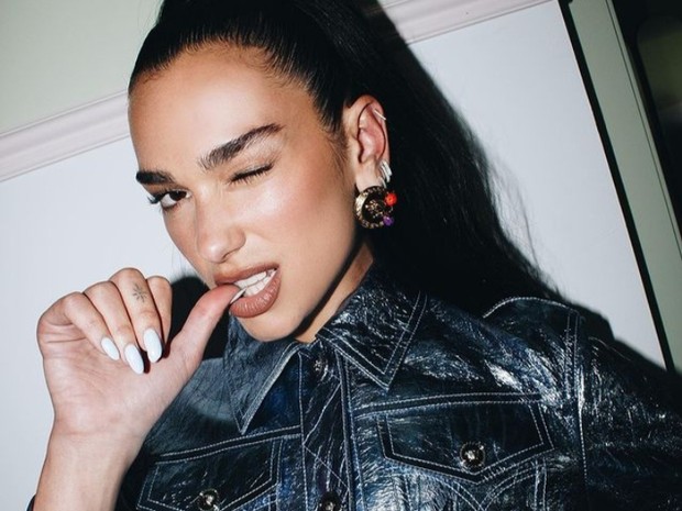 Rahasia Dua Lipa dalam menjaga bentuk tubuh