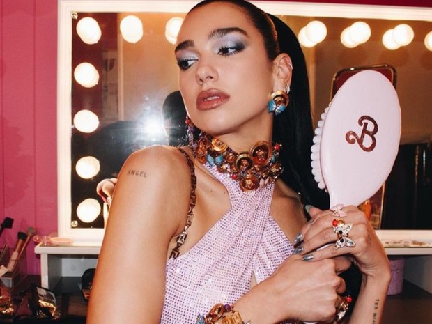 Rahasia Dua Lipa dalam menjaga bentuk tubuh