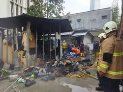Gudang di Setiabudi Jaksel Terbakar, 5 Unit Damkar Dikerahkan