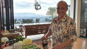 Selamat! Mario Teguh Jadi Kakek