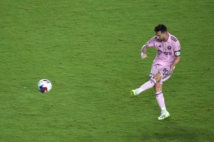 Jul 21, 2023; Fort Lauderdale, FL, USA; Inter Miami CF forward Lionel Messi (10) scores a goal against Cruz Azul during the second half at DRV PNK Stadium. Mandatory Credit: John David Mercer-USA TODAY Sports
