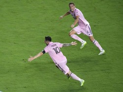 Inter Miami bersua Cruz Azul dalam pertandingan Leagues Cup di DRV PNK Stadium. Duel berlangsung Sabtu (22/7/2023) pagi WIB. Messi tidak diturunkan Inter Miami sebagai starter. Bintang Argentina itu hanya menyaksikan dari bangku cadangan saat timnya memecah kebuntuan pada menit ke-44.