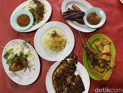 Mau Jajan di Kaki Lima Legendaris? Agar Nyaman Lakukan 5 Tips Mudah Ini