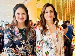 Gaya Nita Ambani, Istri Orang Terkaya Asia Pakai Tas Hermes Langka Rp 6 Miliar