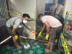Rampok Sadis di Jambi Tewaskan Seorang Ibu, Perhiasan hingga HP Raib Rampok Sadis di Jambi Tewaskan Seorang Ibu, Perhiasan hingga HP Raib