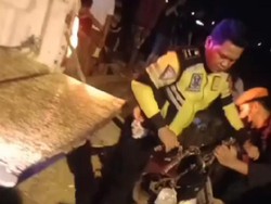 2 Pelajar SMA di Sidoarjo Tewas Tertabrak Komuter saat Hendak Beli Buku