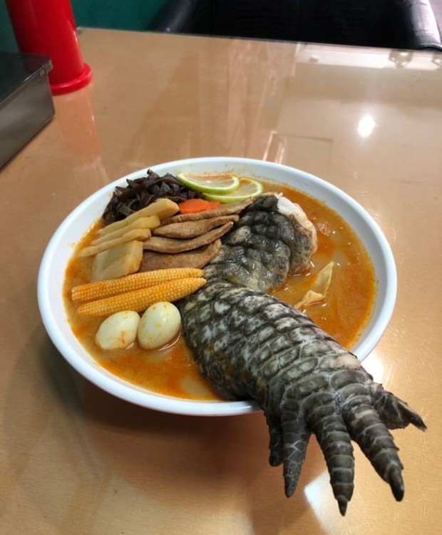 Ramen cakar buaya/Foto: Instagram.com/witchcat6320 Deretan ramen unik yang bikin geleng-geleng kepala