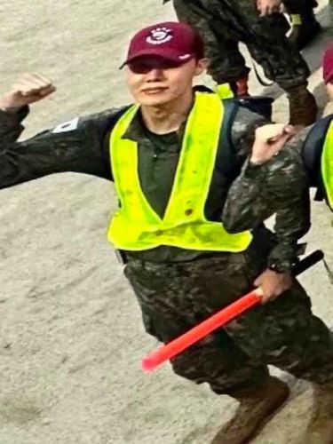 Terungkap Foto Terbaru J-Hope yang Sedang Jalani Wamil