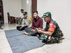 Bule Nyasar Motoran Jakarta-Dieng Ternyata Cuma Andalkan Google Maps