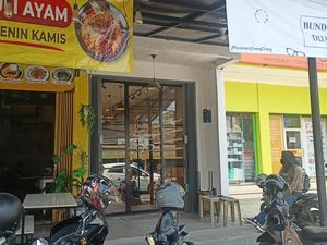 Polisi Periksa Pemilik-Pegawai Toko Kacamata di Tangsel yang Dibobol Maling Polisi Periksa Pemilik-Pegawai Toko Kacamata di Tangsel yang Dibobol Maling