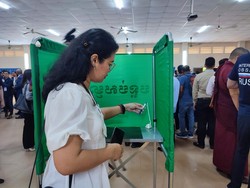 Pantau Pemilu Kamboja, CAPDI Kunjungi TPS PM Hun Sen di Kandal