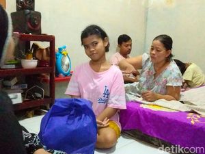 Cyntya Jual Peyek Sejak SMP demi Keluarga, Rela Setahun Putus Sekolah