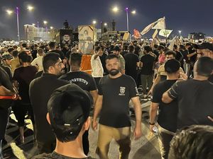 Al-Quran dan Bendera Irak Dibakar di Denmark, Picu Demo di Baghdad Al-Quran dan Bendera Irak Dibakar di Denmark, Picu Demo di Baghdad
