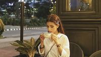 Hasninda Ramadhani, Artis FTV yang Doyan Ngopi