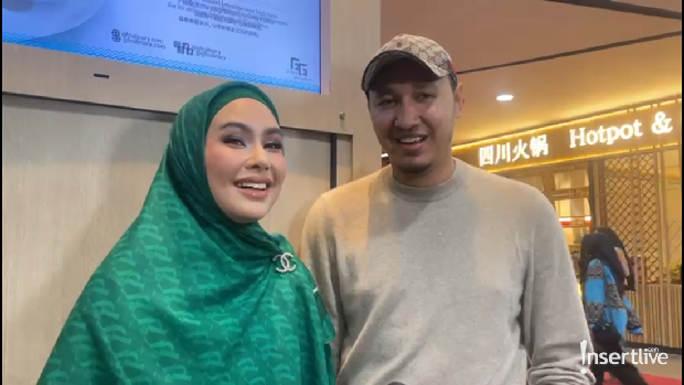 Kartika Putri dan Suami