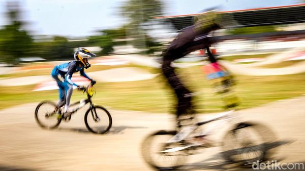 Kejuaraan Balap Sepeda BMX Indonesia Cup 2023 Digelar di Pulomas
