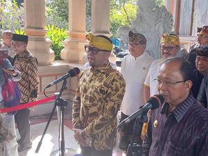 Koster Ajukan Dana Alokasi Desa Adat dan Subak Rp 530 Miliar ke Kemenkeu Koster Ajukan Dana Alokasi Desa Adat dan Subak Rp 530 Miliar ke Kemenkeu