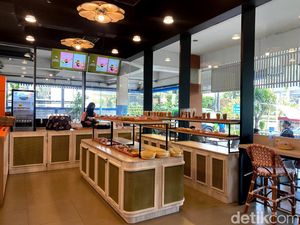 Nona Ketjil, Toko Kue dengan Jajanan Pasar yang Cantik dan Centil Nona Ketjil, Toko Kue dengan Jajanan Pasar yang Cantik dan Centil
