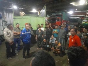 Terombang-ambing 30 Jam, Penumpang Mutiara Barat Dapat Kompensasi Rp 300 Ribu Terombang-ambing 30 Jam, Penumpang Mutiara Barat Dapat Kompensasi Rp 300 Ribu