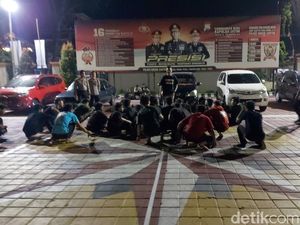 Pesilat di Gresik Tak Akan Bisa Urus SKCK Seumur Hidup Jika Buat Onar Lagi Pesilat di Gresik Tak Akan Bisa Urus SKCK Seumur Hidup Jika Buat Onar Lagi
