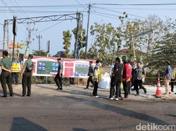Jokowi Akan Cek Proyek Perbaikan Jalan Solo-Purwodadi Hari Ini