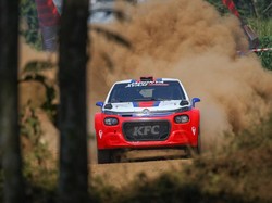 Sean Jajal 2 Mobil di Hari Terakhir Kejurnas Sprint Rally Malang 2023