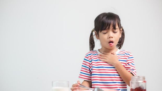 9 Obat Radang Tenggorokan Anak yang Aman dan Ampuh