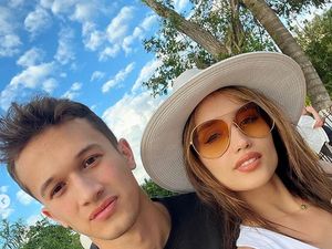 Pujian Arya Vasco ke Cinta Laura yang Sudah Pacaran Setahun Pujian Arya Vasco ke Cinta Laura yang Sudah Pacaran Setahun