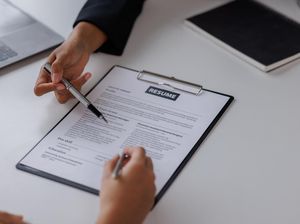 Perbedaan CV dan Resume, Simak Yuk! Perbedaan CV dan Resume, Simak Yuk!