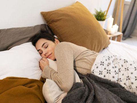 Inilah Kebiasaan Tidur yang Dapat Bikin Umur Panjang/foto:freepik/freepik