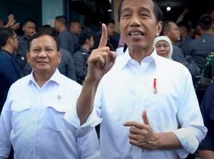 Senyum Jokowi Merekah Saat Ditanya soal Duet Prabowo-Erick Thohir di 2024