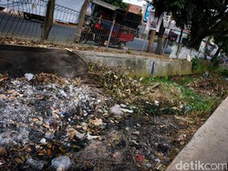 Kurangi Polusi Udara, DLH Tangsel Minta Warga Tak Bakar Sampah