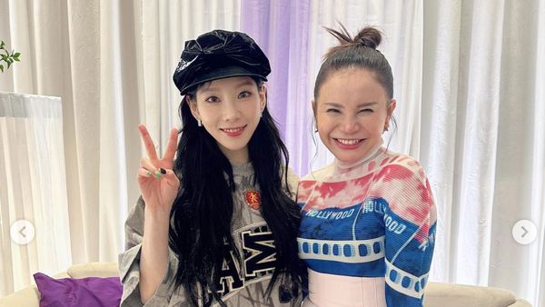 8 Momen Taeyeon Konser di Jakarta, Ketemu Rossa dan Coba Jajanan Lokal