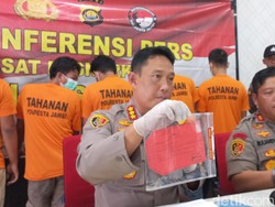 Apresiasi Polisi untuk Emak-emak yang Gerebek Basecamp Narkoba di Jambi