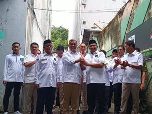 Rombongan Gerindra Tiba di Markas PBB, Kedua Sekjen Salam Komando